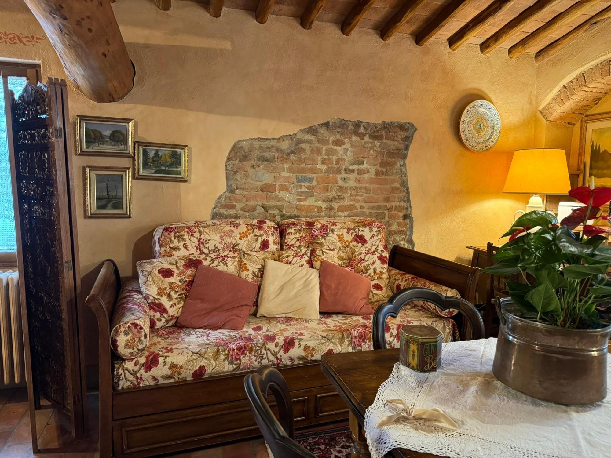 Апартаменти Casa Giulia, Il Gioiello Del Borgo Чертальдо Екстер'єр фото