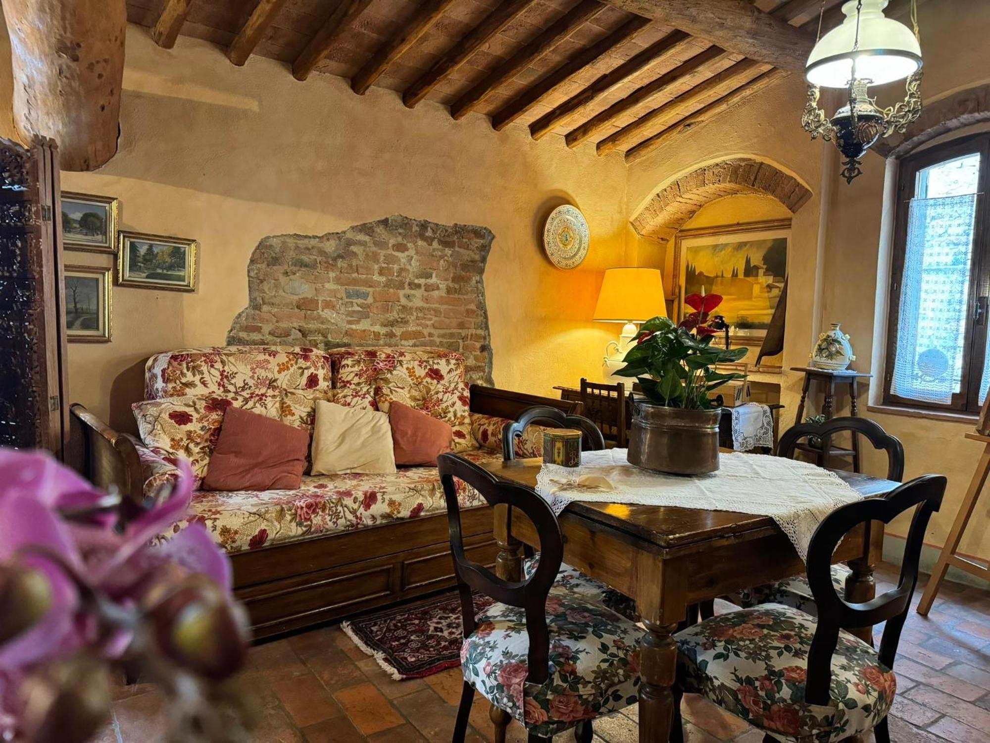 Апартаменти Casa Giulia, Il Gioiello Del Borgo Чертальдо Екстер'єр фото
