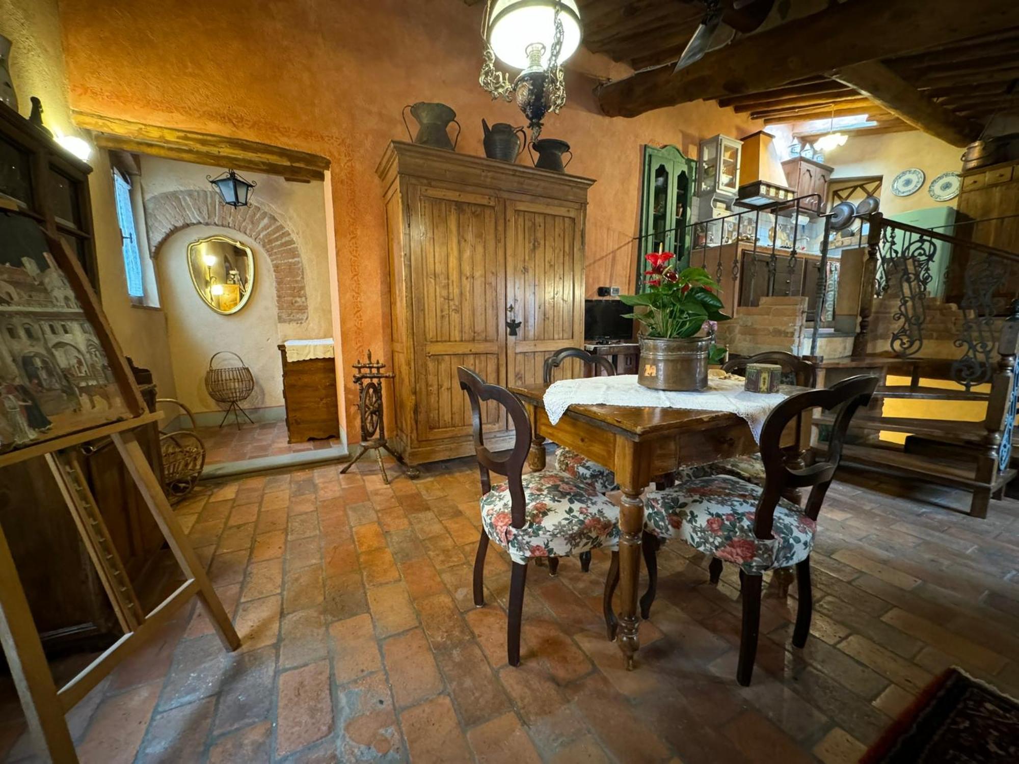 Апартаменти Casa Giulia, Il Gioiello Del Borgo Чертальдо Екстер'єр фото